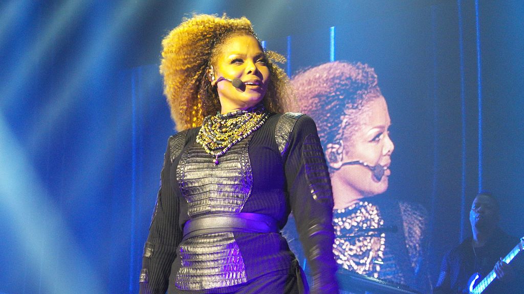 Janet Jackson performing live