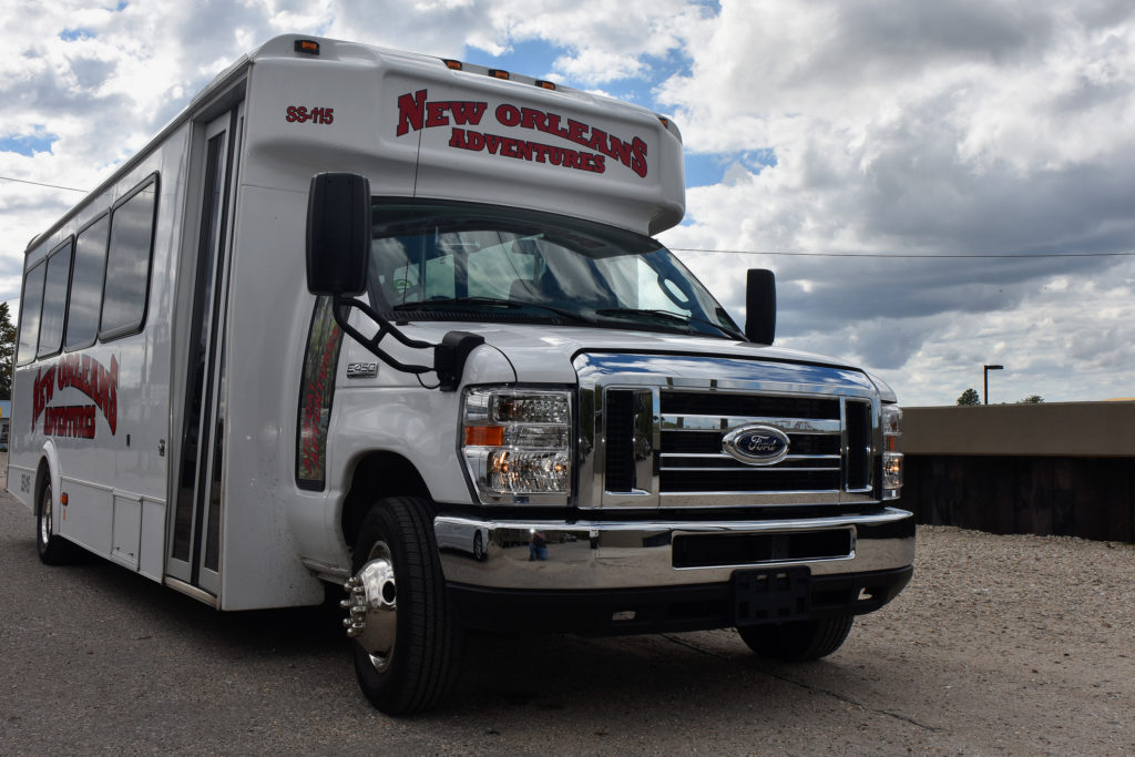 airboat adventures hotel pickup bus