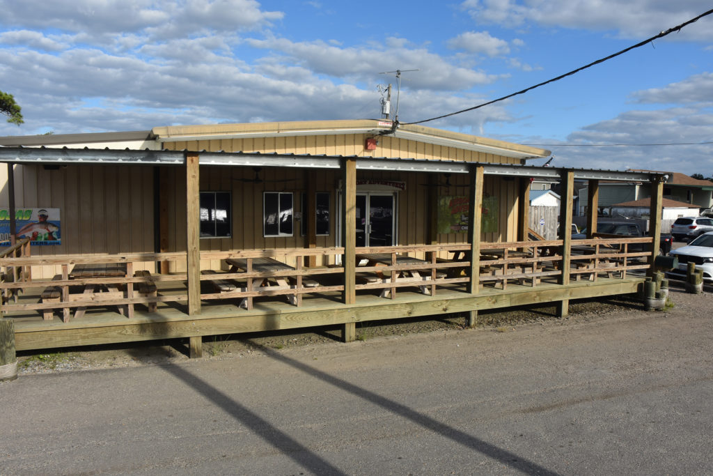 the front porch at airboat adventures