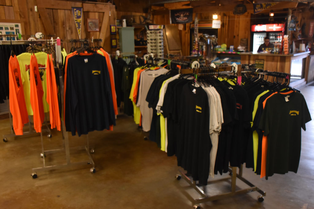 gift shop alligator tours